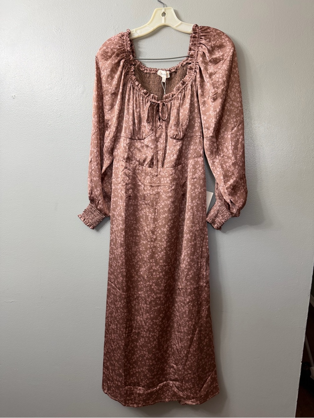 Bohme Women's Satin Long Sleeve Floral Midi Dress - Brown